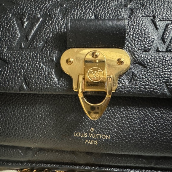 Authentic Louis Vuitton Vavin Wallet on Chain - Picture 4 of 4